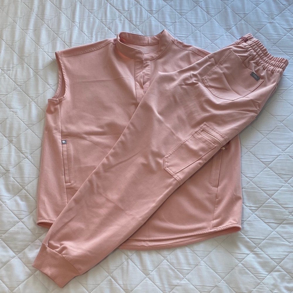 Figs Pink Sand Limited Edition Scrub Set